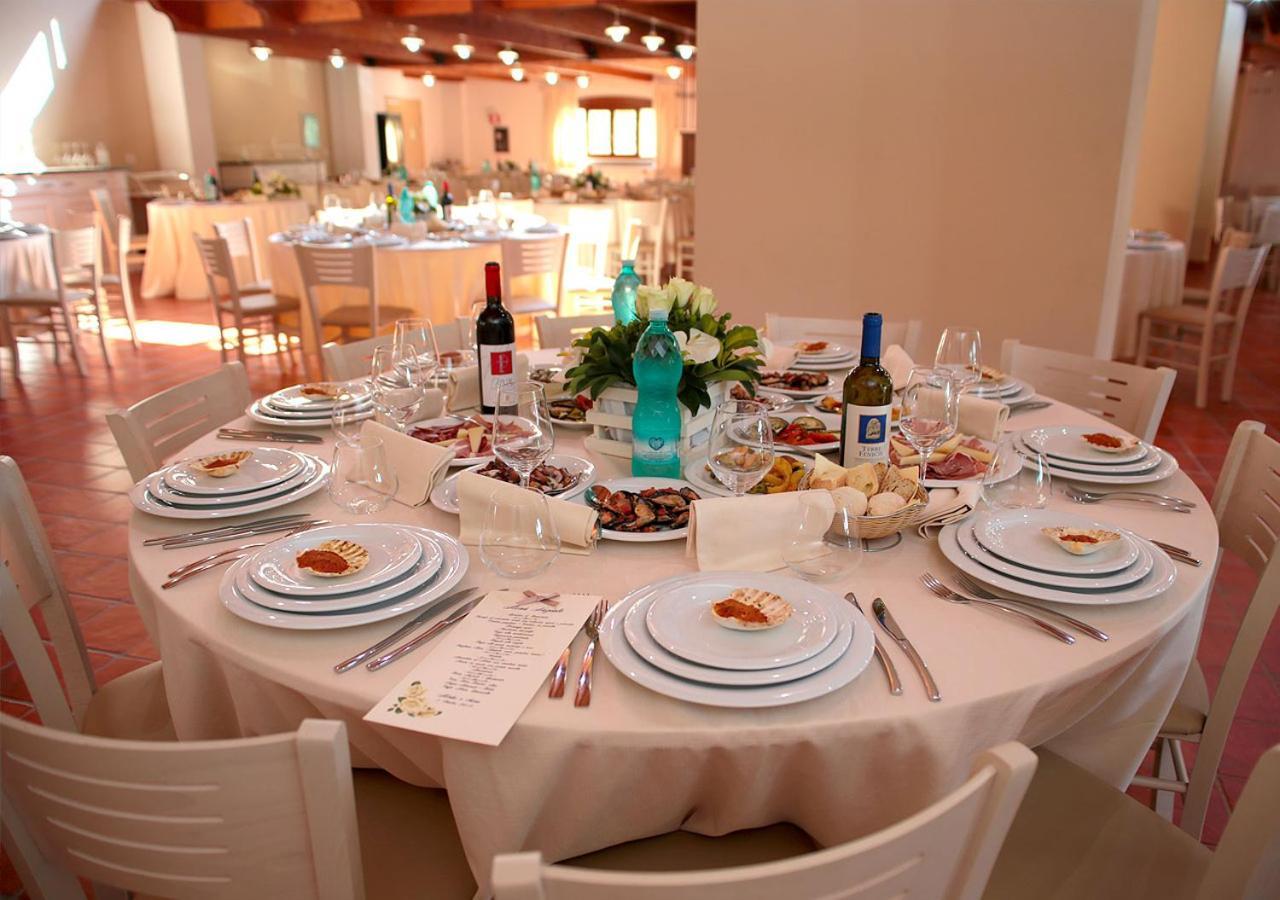 Le Rocce Antiche Hotel Resort Sant'Antioco Luaran gambar